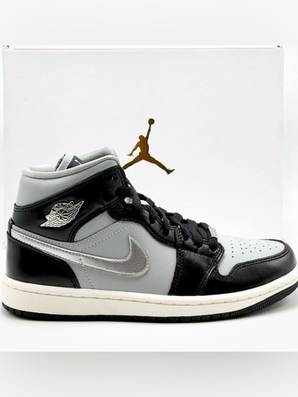 Nike Women's Air Jordan 1 Mid SE Shoes SZ 8.5 Black Chrome Silver Gray
